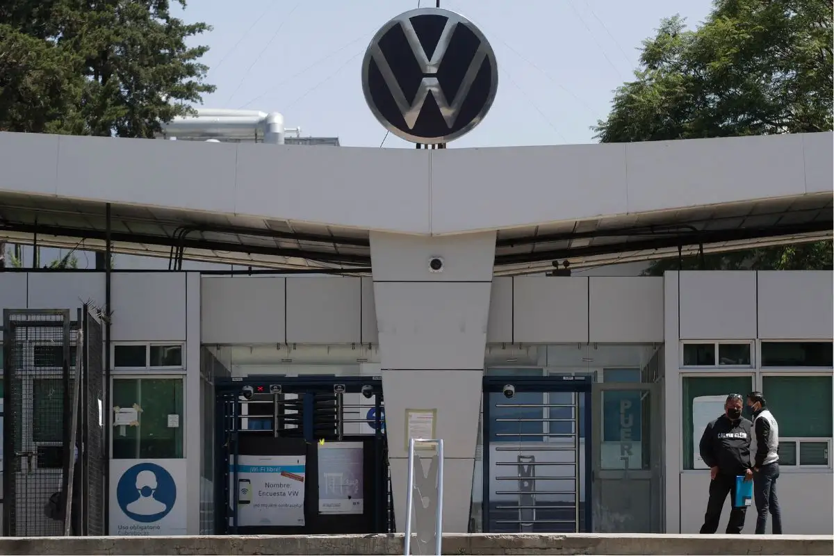 Volkswagen México y sindicato alcanzan un 4 % de aumento salarial y evitan huelga
