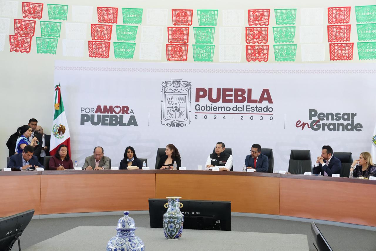 Gobierno de Puebla se capacita en Derechos Humanos