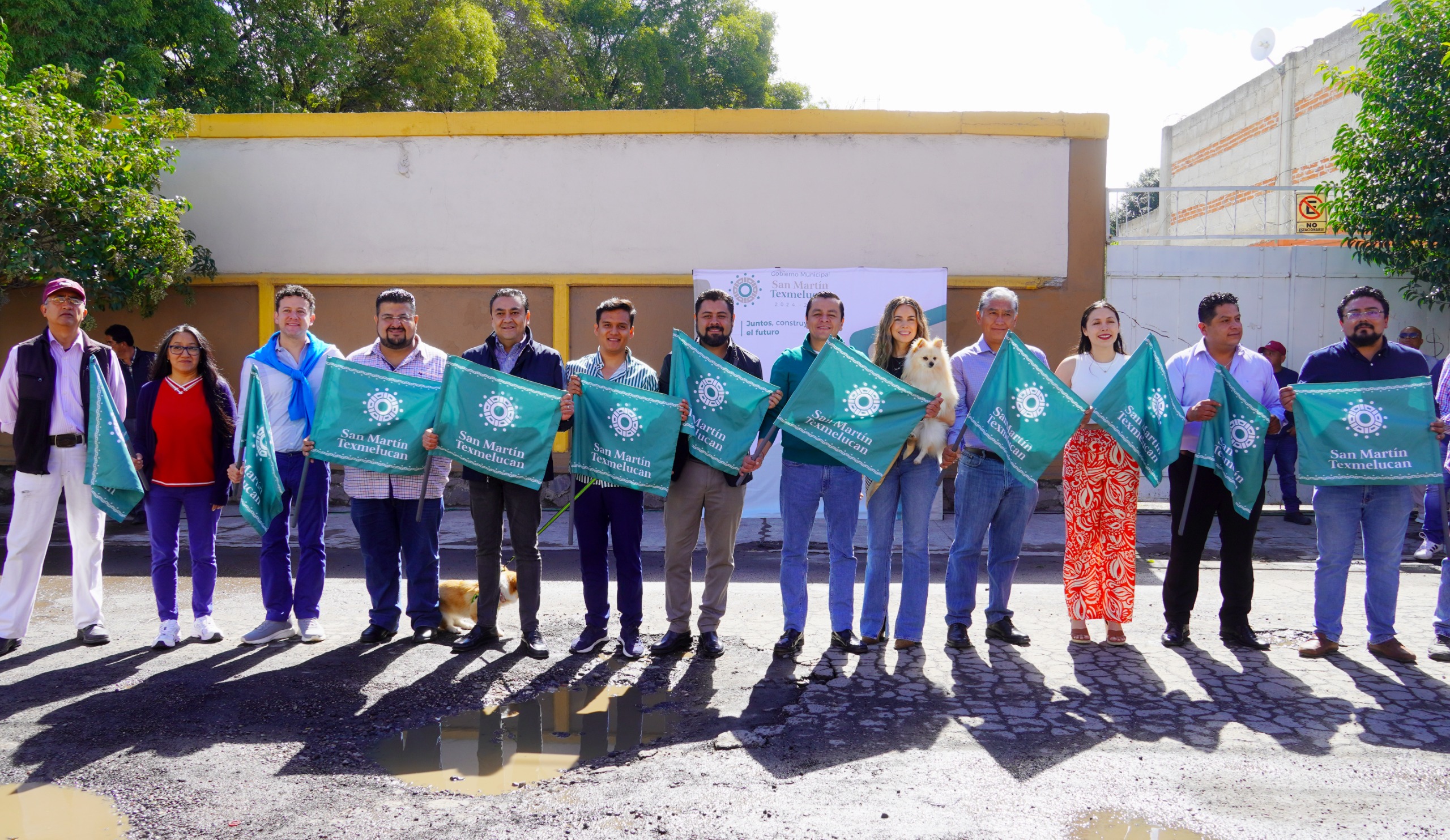 Texmelucan inaugura pavimentación y arranca obra de drenaje