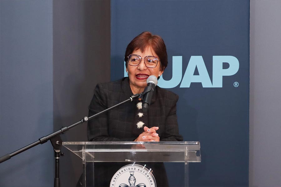 Lilia Cedillo llama a tender puentes con la comunidad estudiantil en la BUAP