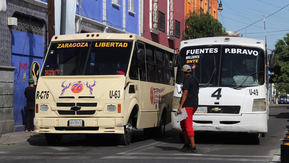 Congreso de Puebla aprueba reforma para integrar a mujeres conductoras en el transporte público