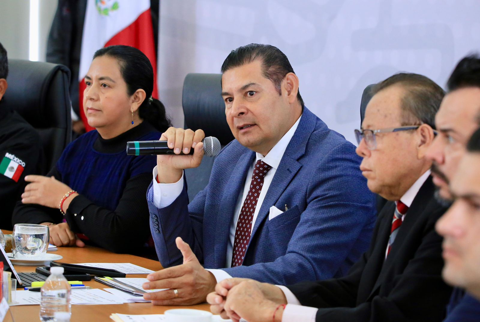 Puebla prepara red de apoyo para migrantes; abrirán comedores en Nueva York y Nueva Jersey
