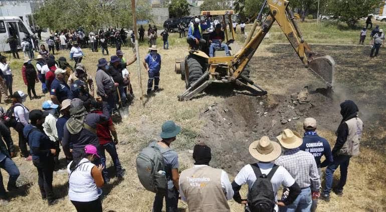 Hallan 456 bolsas con restos humanos en zonas cercanas al Estadio Akron, sede del Mundial 2026