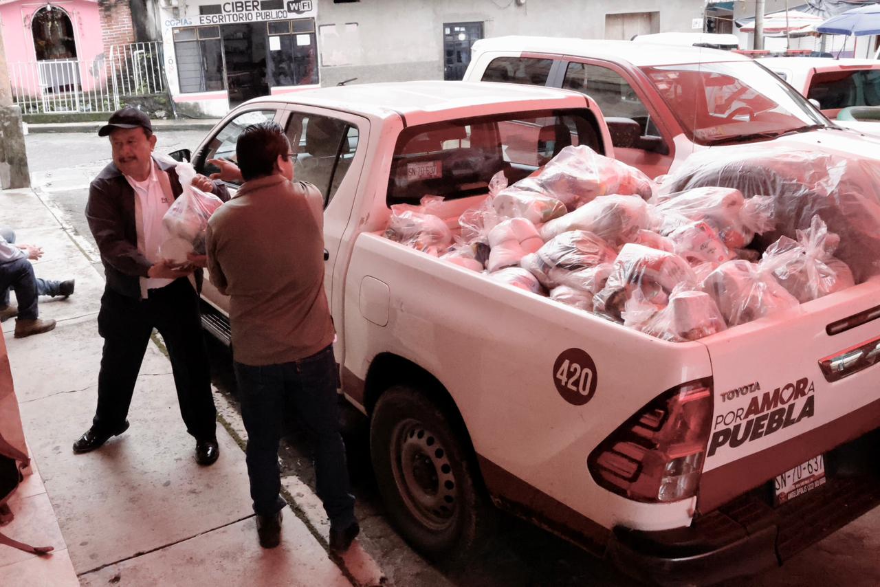 DIF Estatal despliega ayuda para familias afectadas por desbordamiento del río Chicontla en Jopala