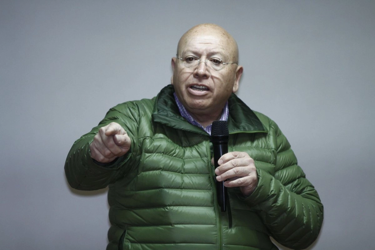 Isidro Pastor sale del penal de Santiaguito tras cinco días; FGR no logró sostener acusación