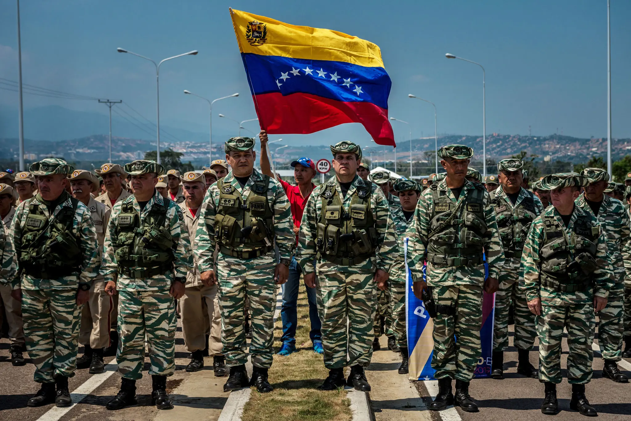 Reuters reporta cómo Venezuela haría frente a un posible ataque de Estados Unidos