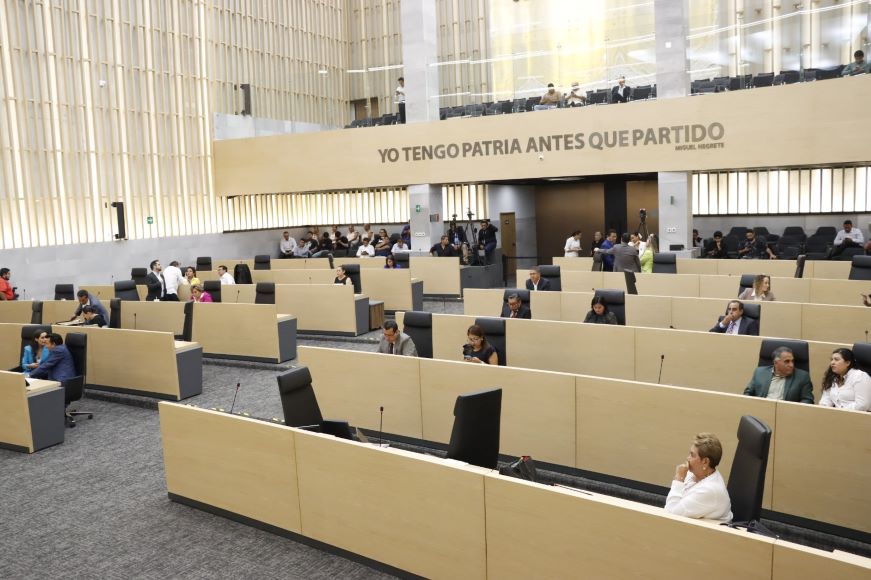 Congreso aprueba Ley de Ingresos 2026 sin nuevos impuestos; Puebla operará con 131 mil mdp