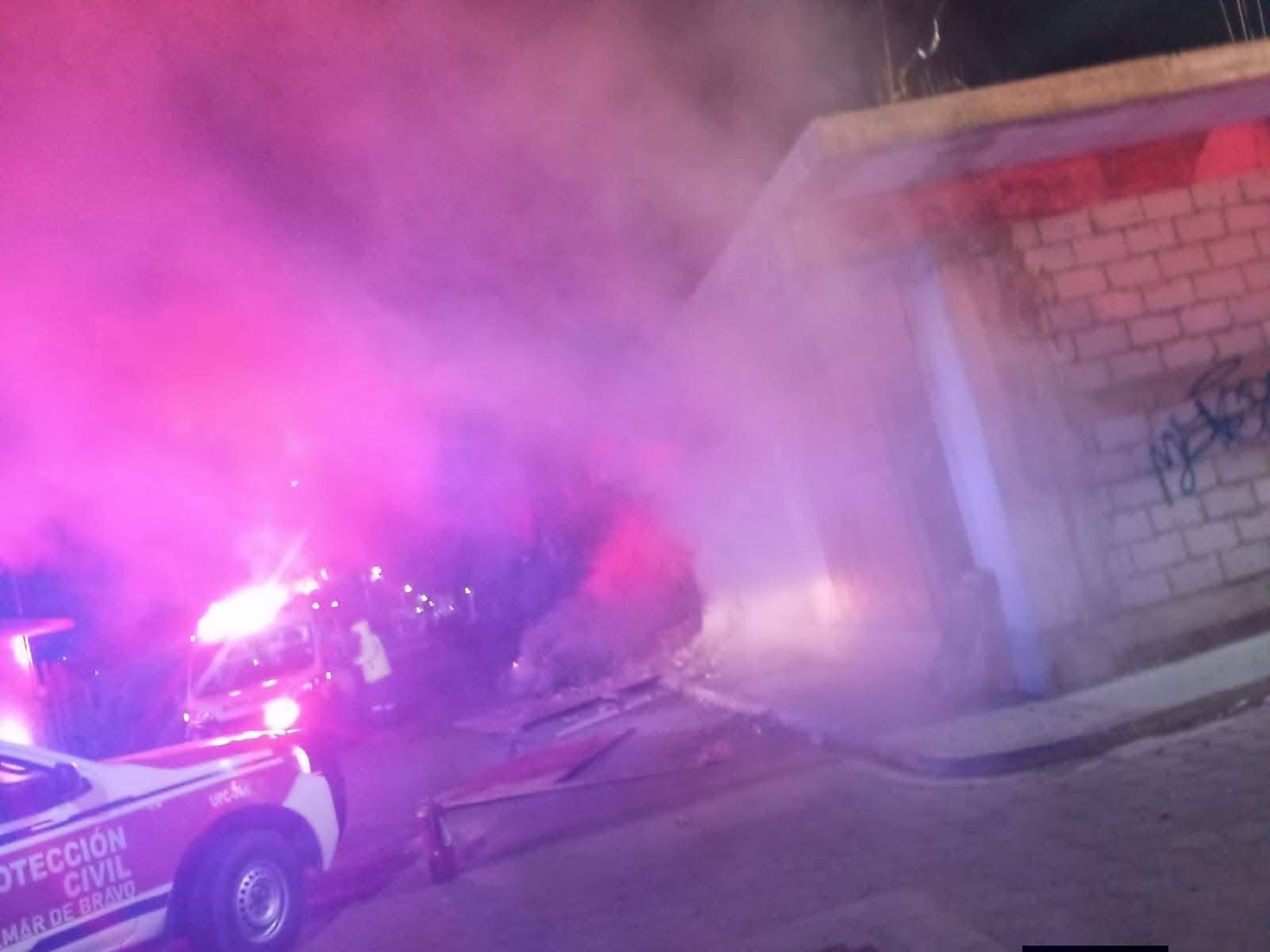 Violencia en Puebla: incendian casa de exalcalde en Palmar de Bravo y ejecutan a pareja en San Aparicio