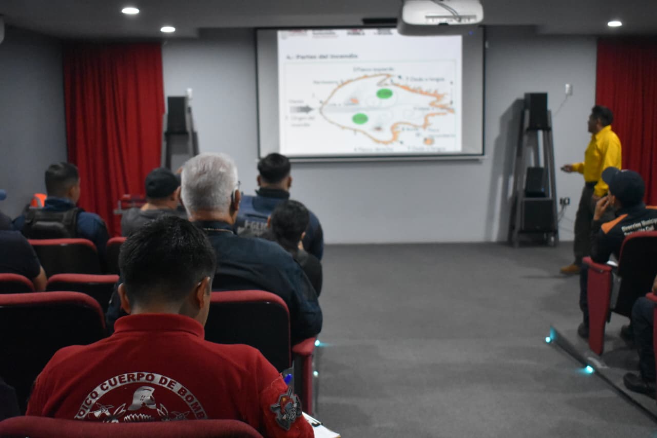 Cholula capacita a cuerpos de emergencia en prevención y combate de incendios forestales