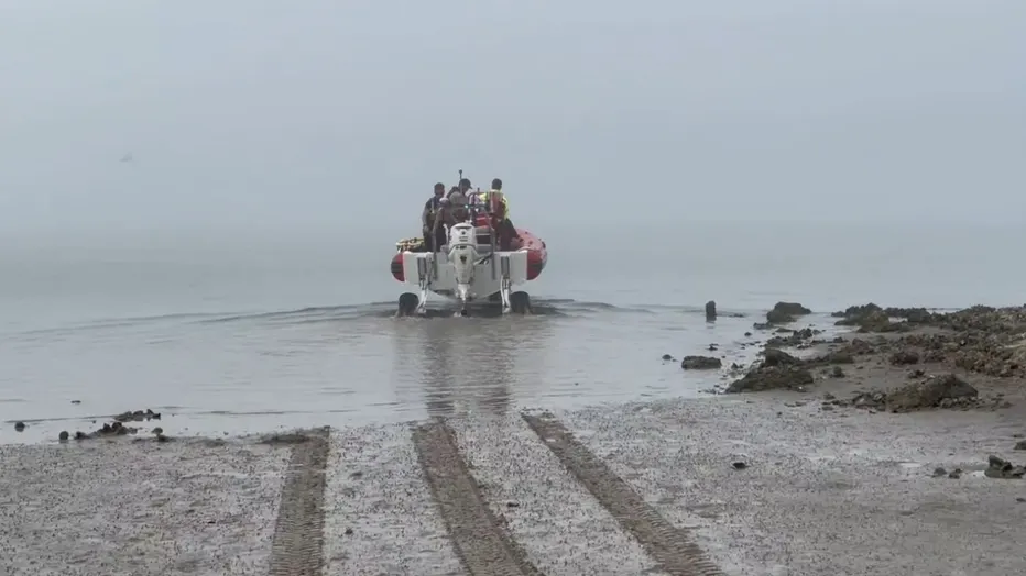 Avión de la Semar sufre incidente en Galveston durante vuelo médico; activan rescate en Texas