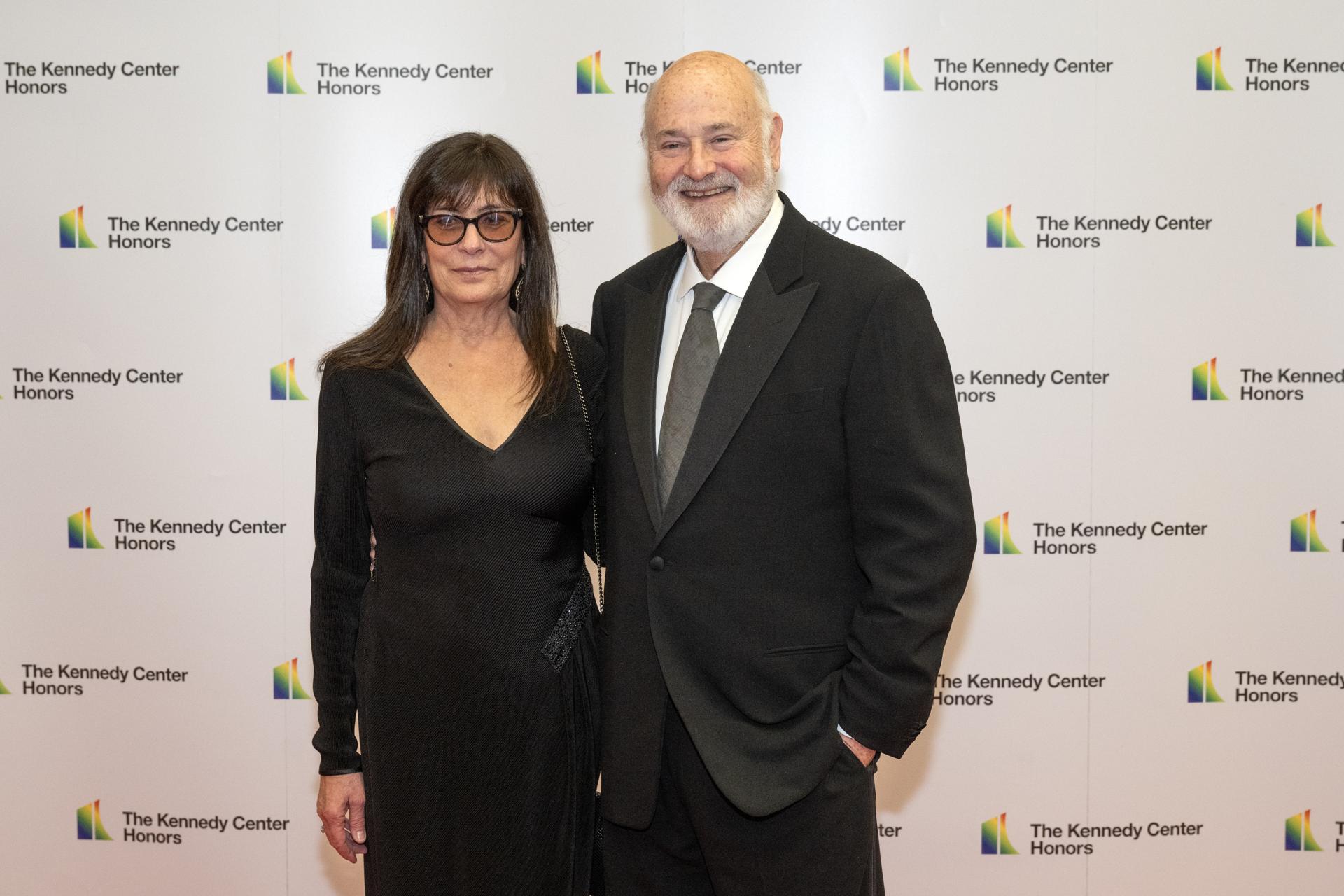 Detienen en Los Ángeles al hijo de Rob Reiner tras hallar muertos al icónico director y a su esposa