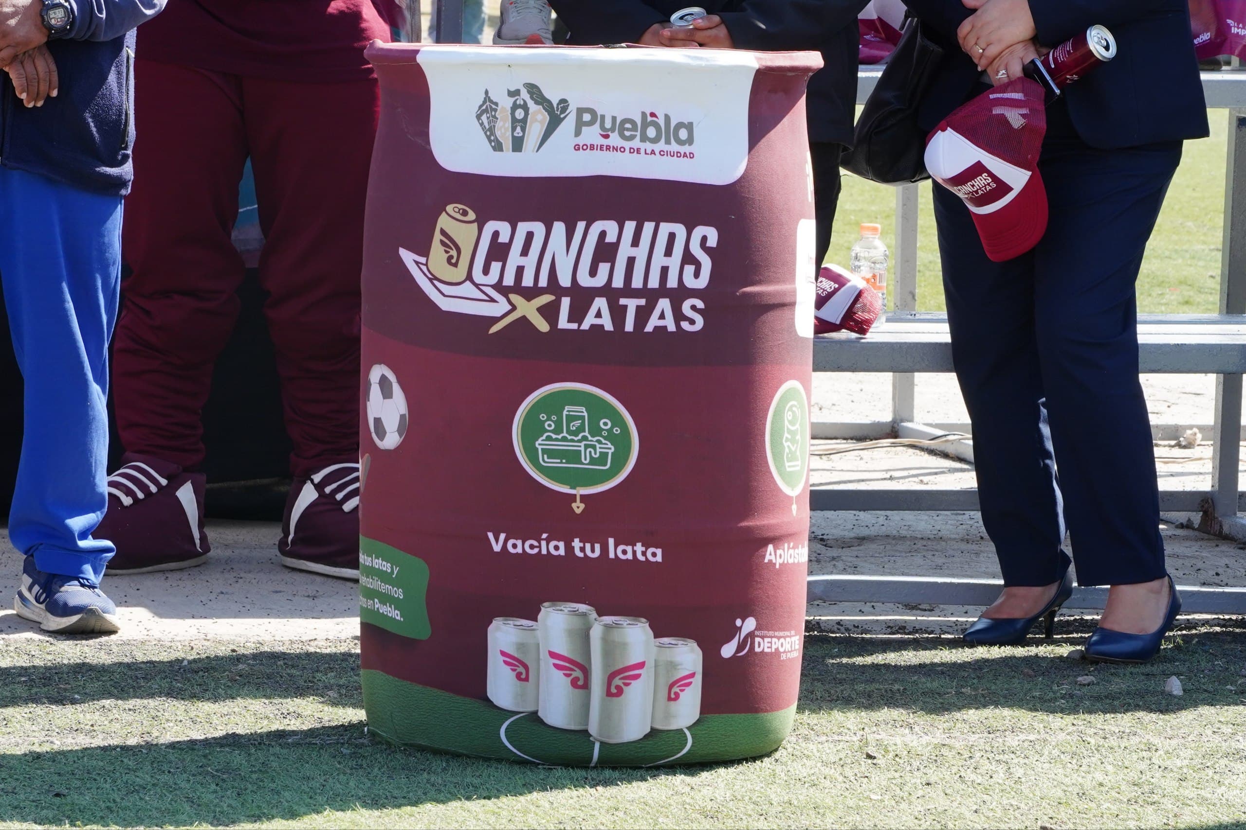 Arranca en Rivera Anaya la campaña Canchas x Latas