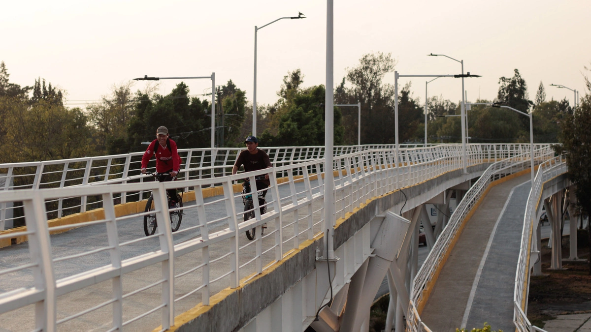 Usuarios de bicicleta respaldan proyecto de red de ciclovías en San Andrés Cholula y piden incluir avenidas clave