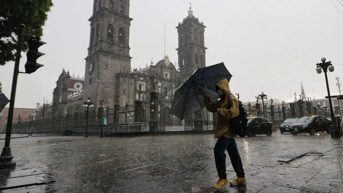 Gobierno de Puebla activa alerta por lluvias muy fuertes e intenso descenso de temperatura este fin de semana
