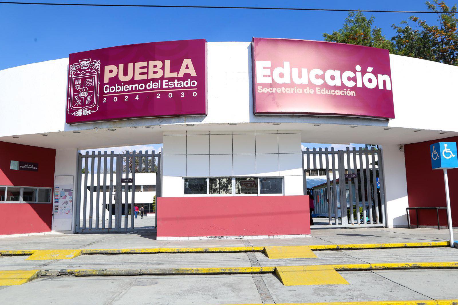 SEP Puebla remueve a 12 funcionarios tras detectar anomalías en 700 plazas