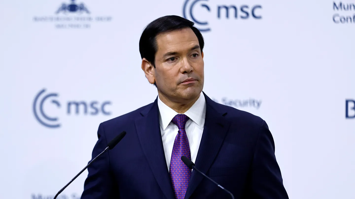 Marco Rubio busca calmar a Europa y apuesta por “revitalizar” la relación transatlántica