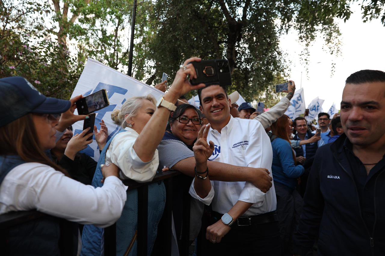 PAN elegirá candidatos para 2027 con encuestas abiertas a ciudadanos; Luisa Alcalde ironiza sobre el método