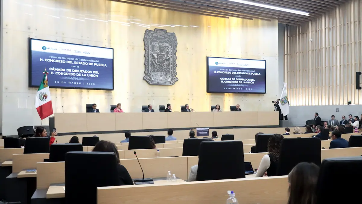 Congreso de Puebla aprueba reformas relacionadas al Cablebús; oposición cuestiona rapidez del trámite