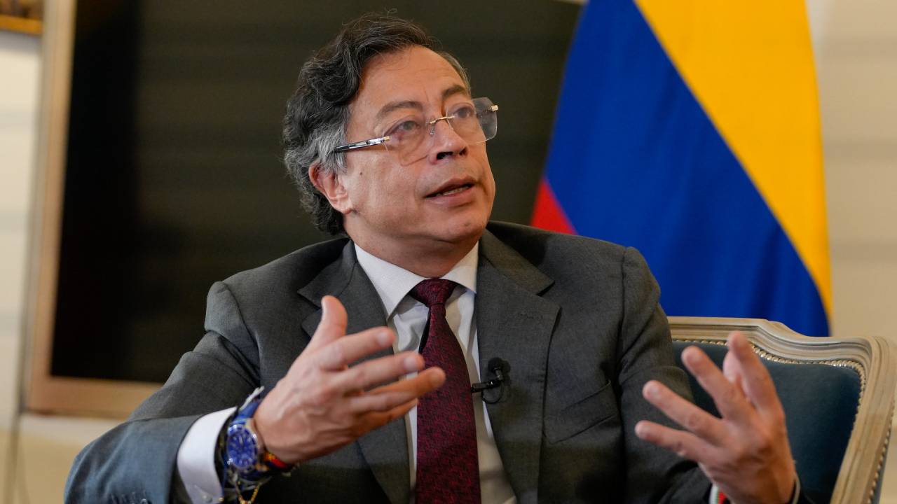 Petro denuncia posible bombardeo de Ecuador; Noboa rechaza acusaciones y niega incursión