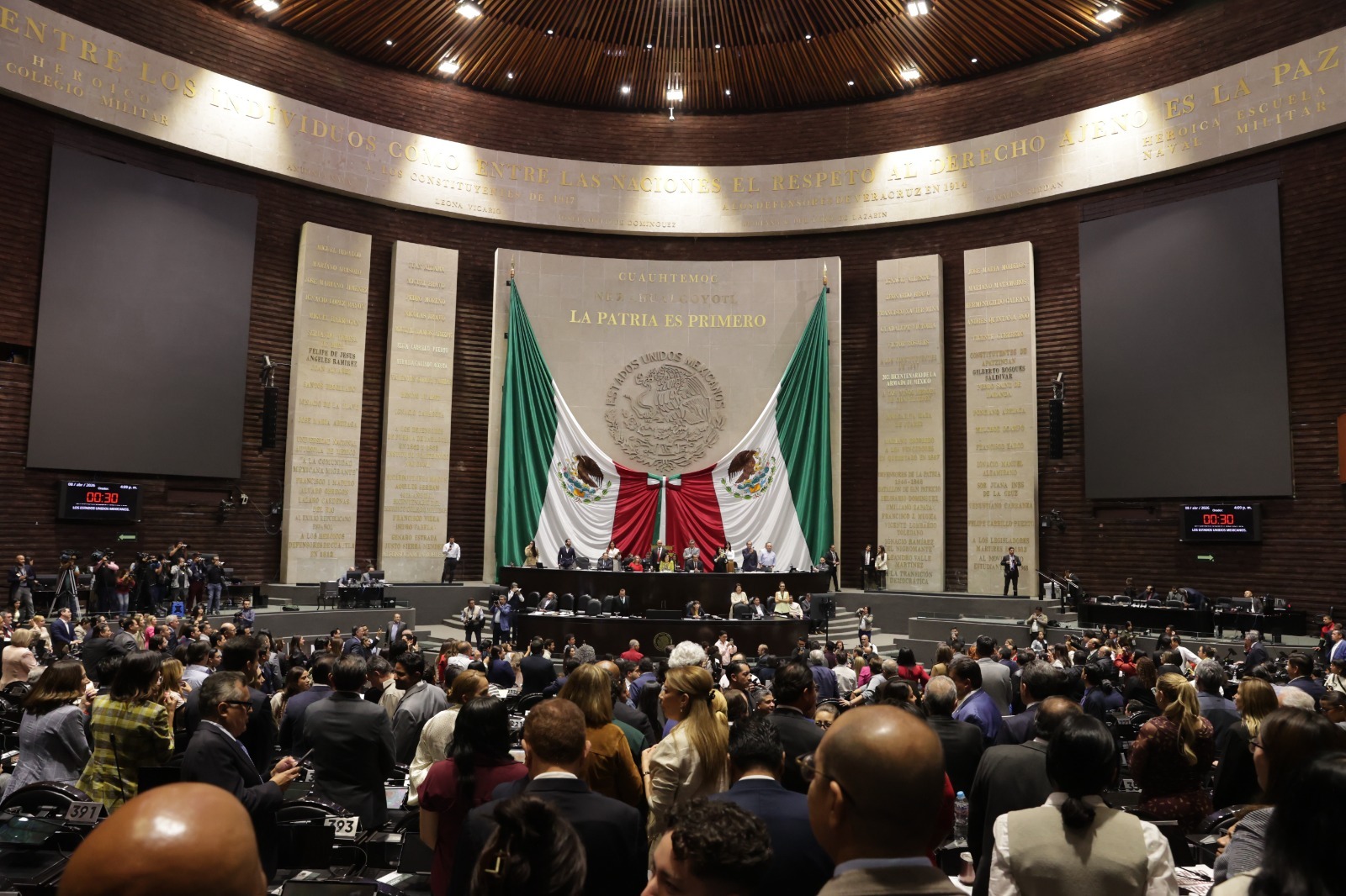 Cámara de Diputados aprueba el \"Plan B\" de la reforma electoral de Claudia Sheinbaum