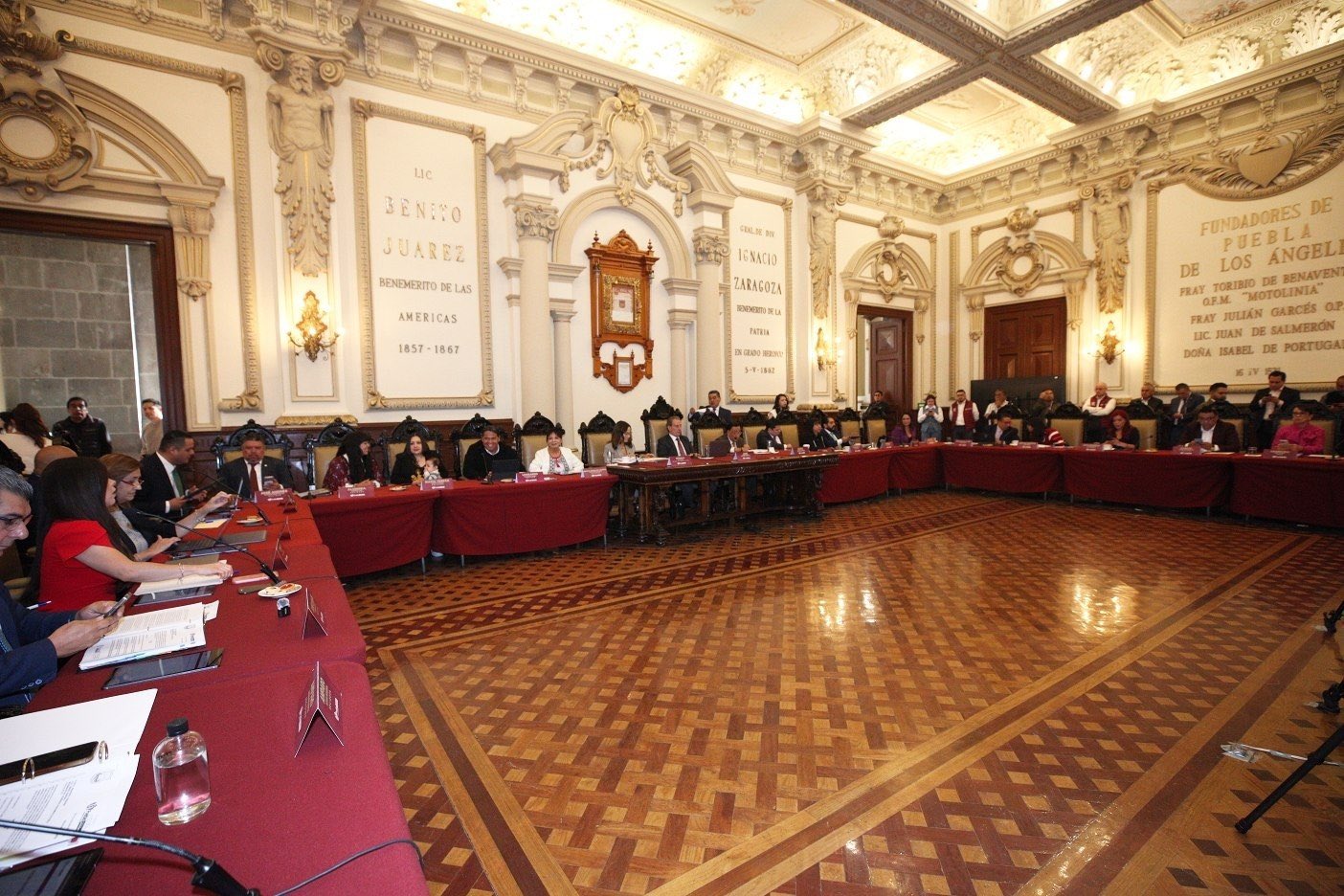 Aprueba Cabildo de Puebla línea de crédito a Pepe Chedraui por 440 mdp