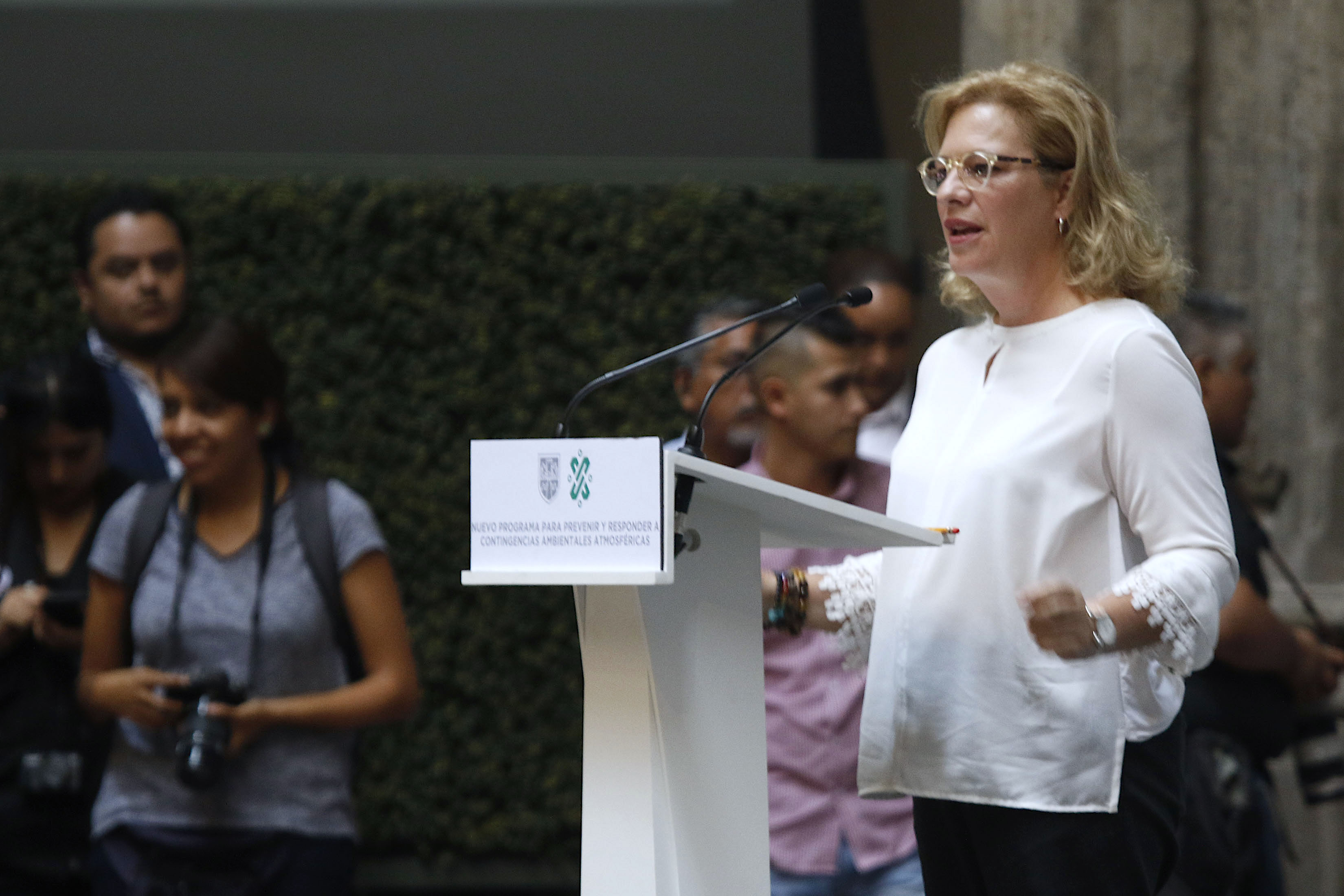Exembajadora denuncia presunta red de corrupción en Embajada de México en Reino Unido