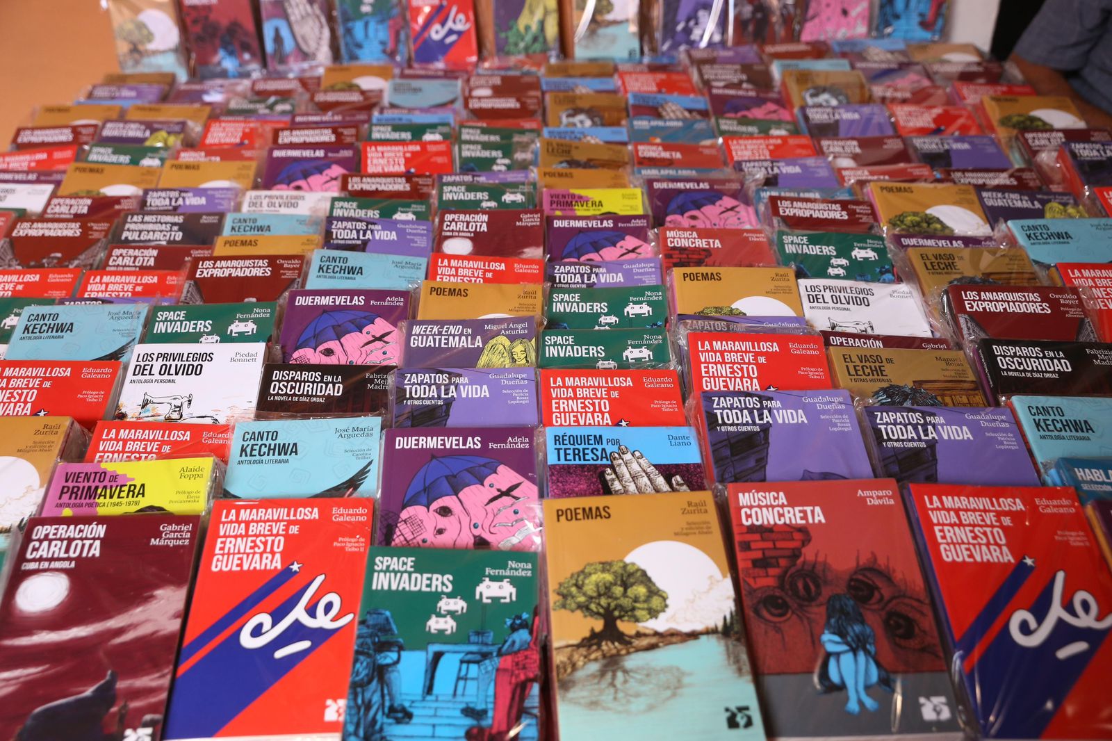 \"25 para el 25\": Puebla recibe acervo latinoamericano para fomentar la lectura