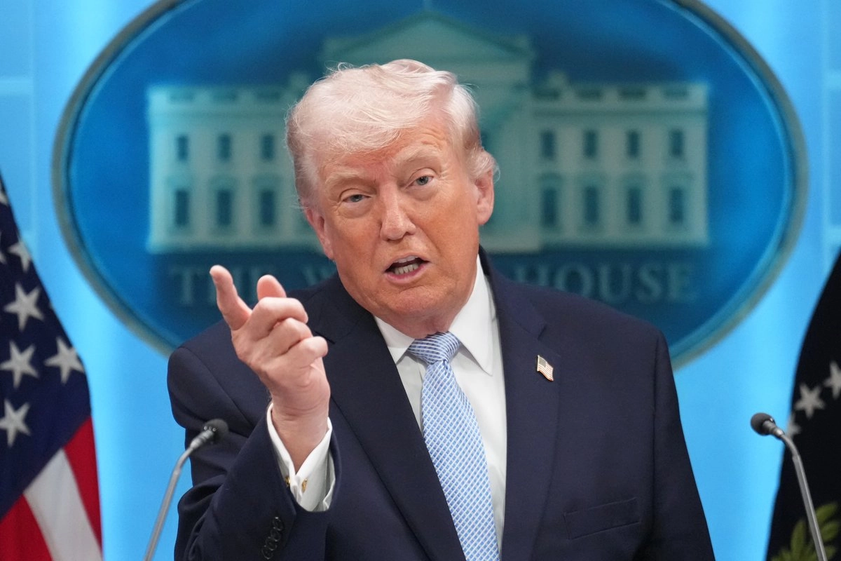 Trump amenaza con crimen global sobre Irán