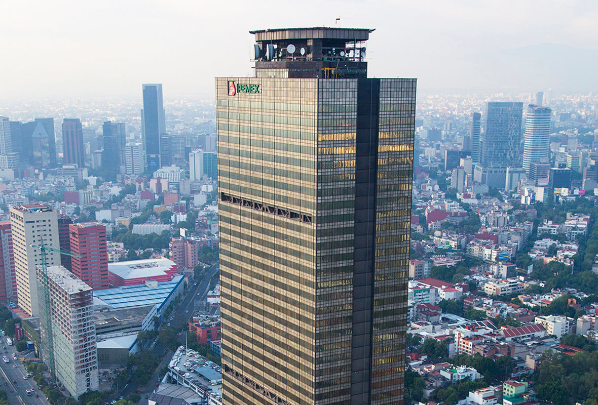 Pemex reduce deuda y fortalece refinación durante primer trimestre de 2026