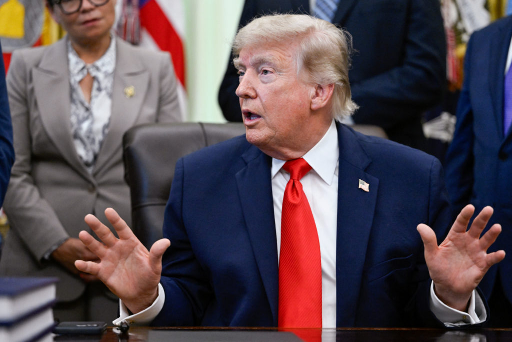 Trump e Irán chocan por presunta firma del acuerdo de paz; difieren sobre fondos y condiciones