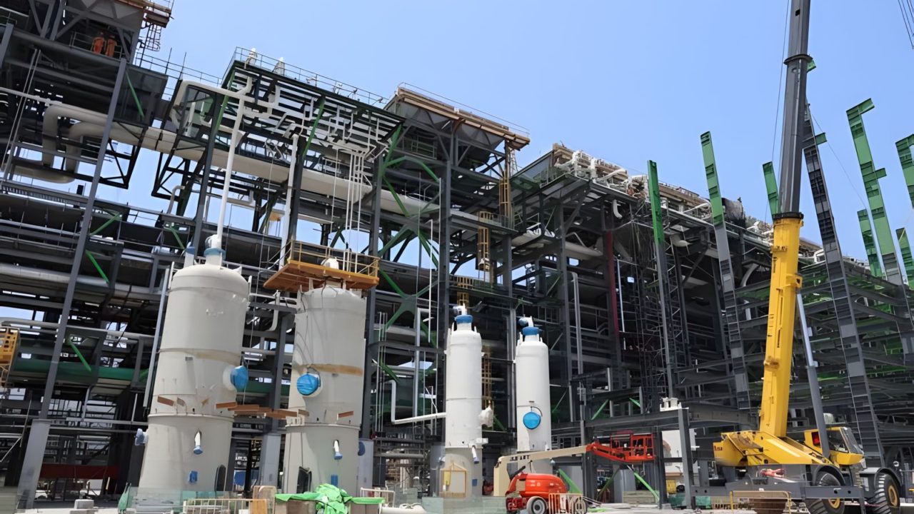 Pemex invertirá 93 mil mdp para reactivar la petroquímica y producción de fertilizantes en Veracruz