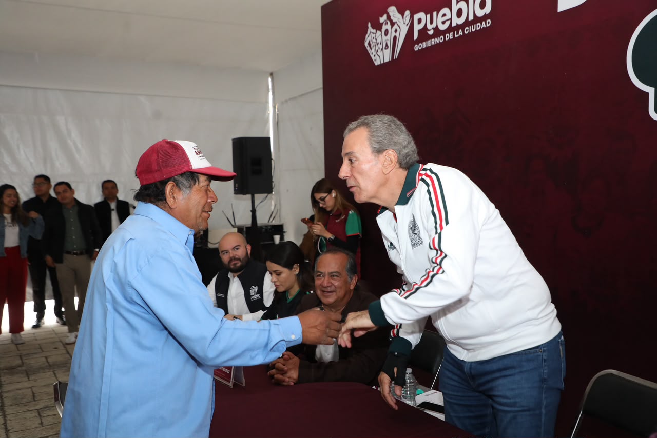 Pepe Chedraui lleva jornada “La Capital te Escucha” a La Libertad para atender peticiones ciudadanas